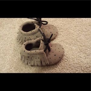 H&M baby newborn moccasins (new without tags)